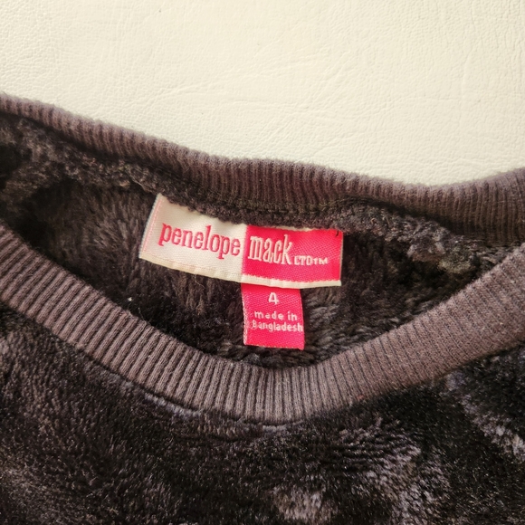 Penelope mack plush sweater - Picture 3 of 7
